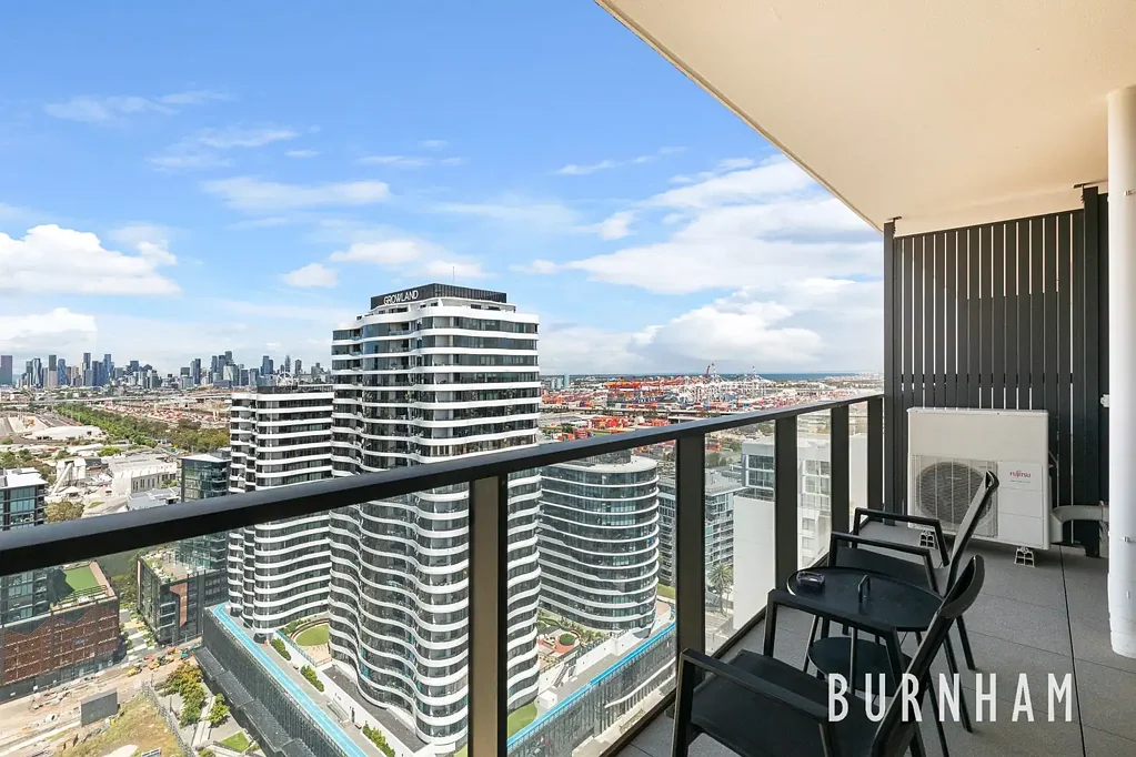 Footscray 1침실 Balcony with Stunning City Views