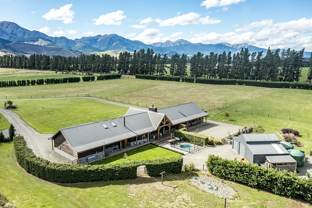 Hanmer Springs 6房  Home + Income = Lifestyle
