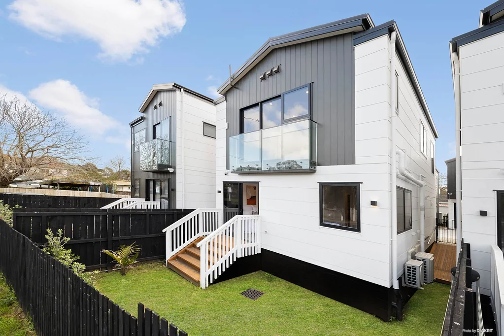 2B Spooner Lane, Mt Wellington, Auckland City, Auckland