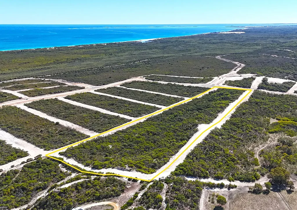 Jurien Bay  Rare 13-Acre Lifestyle Block - One of the Largest in Marine Fields!