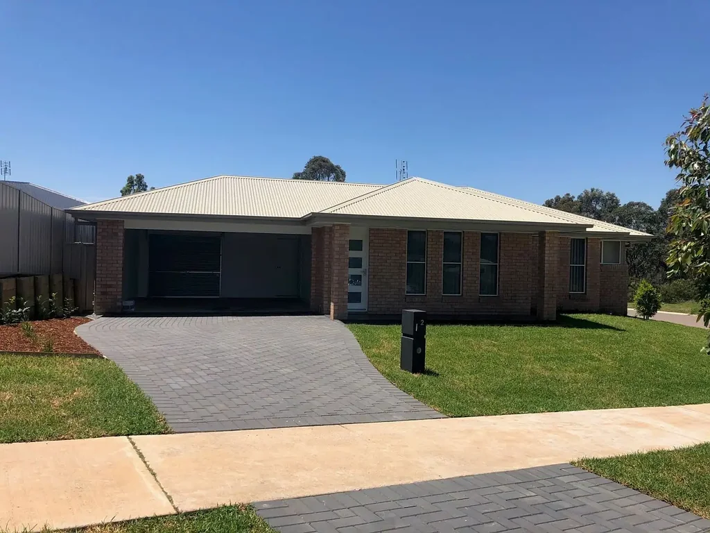 Modern Family Living in Raworth