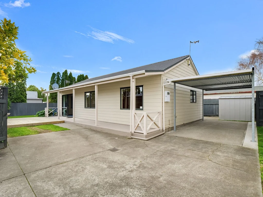 Roslyn 3房  Walk to Work – Hospital Convenience at Its Best!