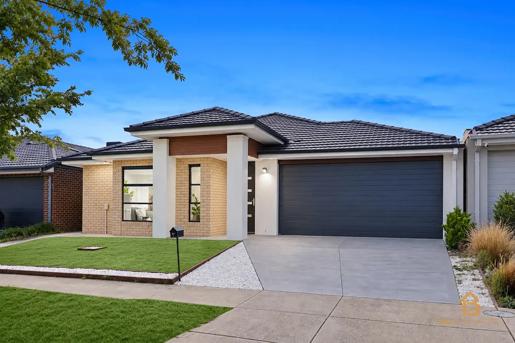 Tarneit 5Phòng ngủ *Spectacular, Stylish And Spacious Home in Orchard*