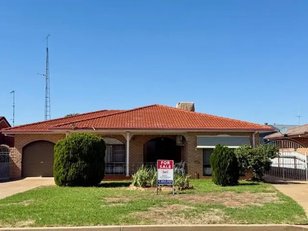 5 Teatree Avenue, Leeton, NSW 2705