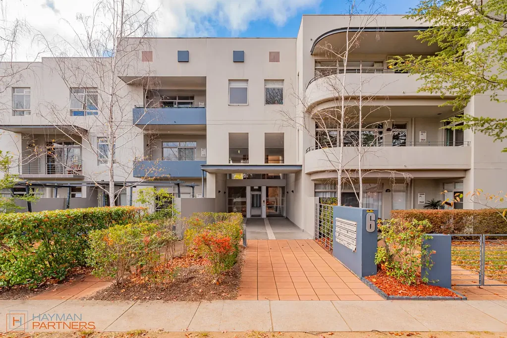 Turner 2房  Light-Filled Living in a Prime Inner-North Address