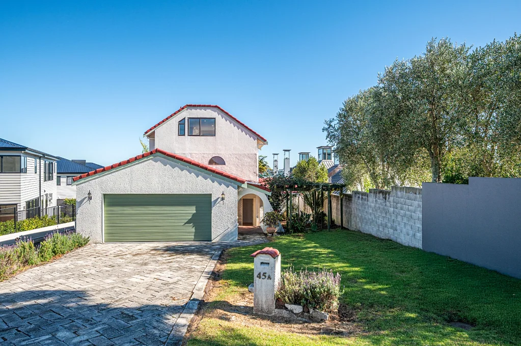 Half Moon Bay, 3 bedrooms