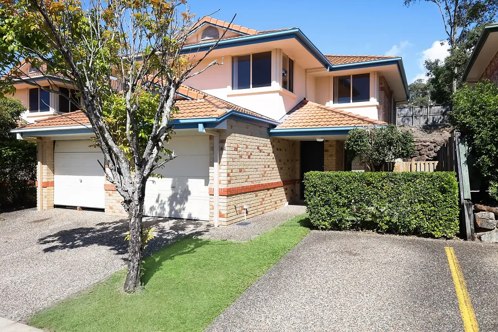 Mudgeeraba 3房  IMMACULATE TOWHOUSE IN PRIME LOCATION, BE QUICK!