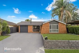 1 Salem Close, St Clair