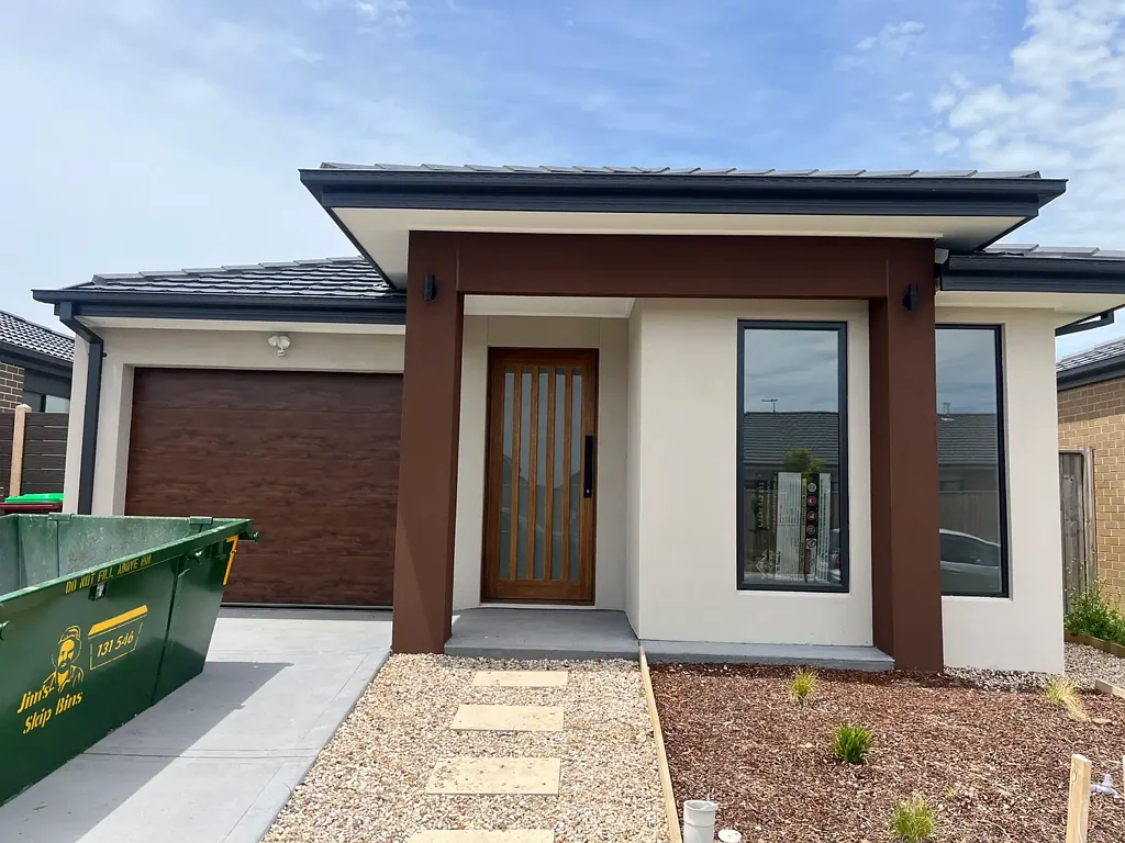 55 Pobblebonk Crescent, Clyde North, VIC 3978