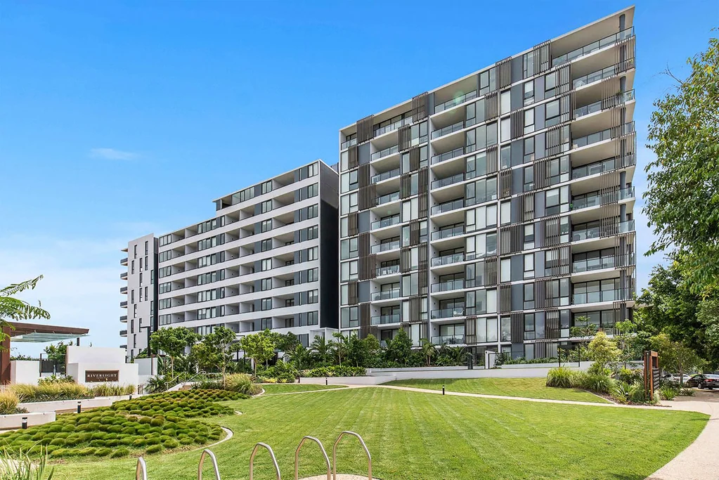 Hamilton 2房  悉尼顶级生活区之一的度假村式河畔生活  Resort-Style Riverside Living in One of Brisbane's Premier Lifestyle Precincts