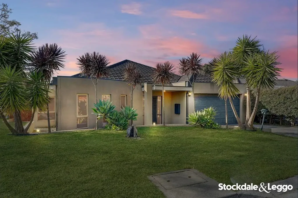 For Lease - Modern Comfort in a Prime Craigieburn Location!