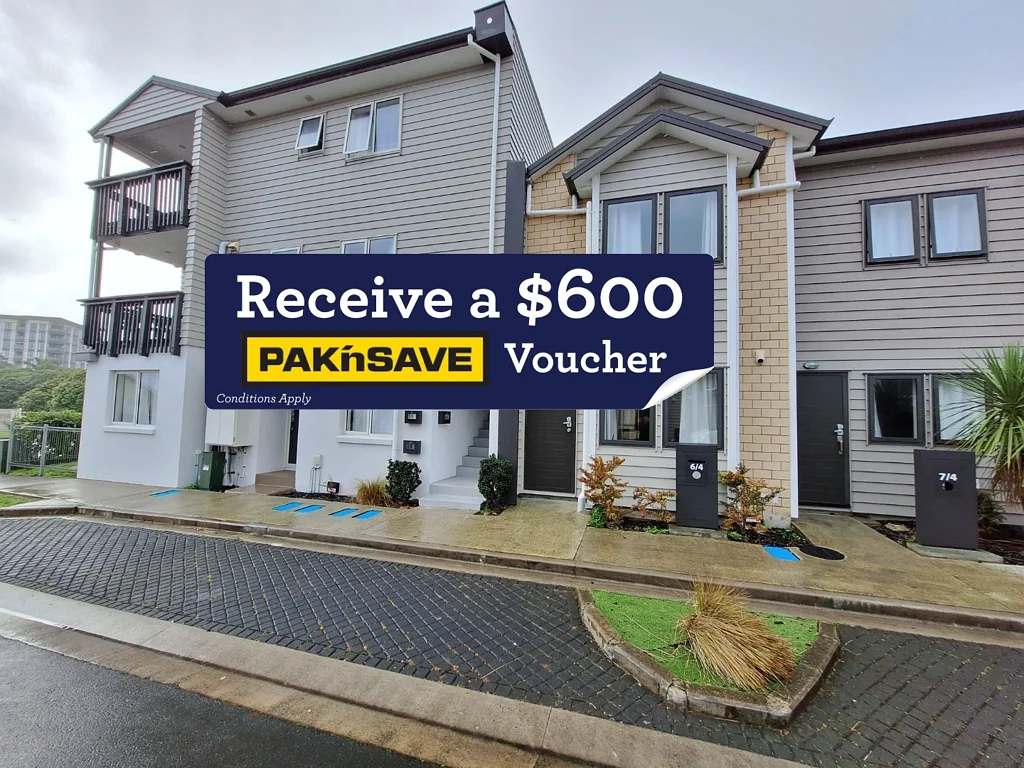 2 Bedroom townhouse with separate garage
