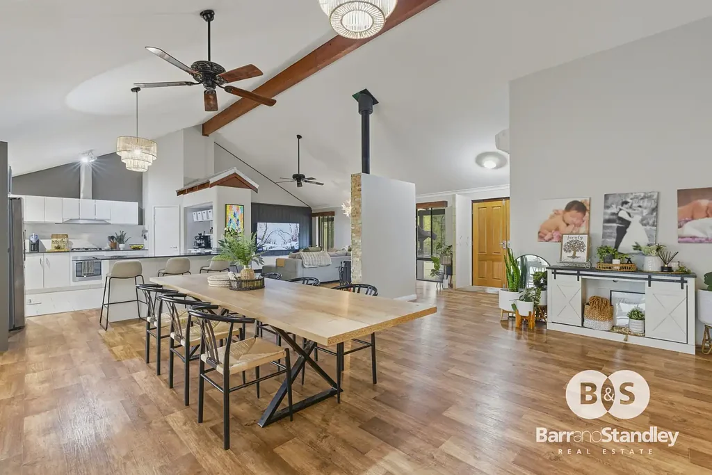 Myalup 4房  Everything You Could Want in a Lifestyle Property - Inside and Out