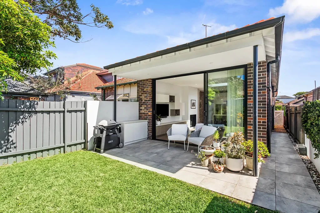 North Bondi 2कमरा Architecturally Designed Interior - Short Walk to Beach