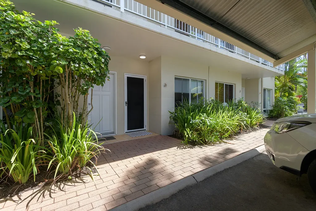 Port Douglas 1ਬੈੱਡਰੂਮ Ground Floor Convenience and Residential Zoning