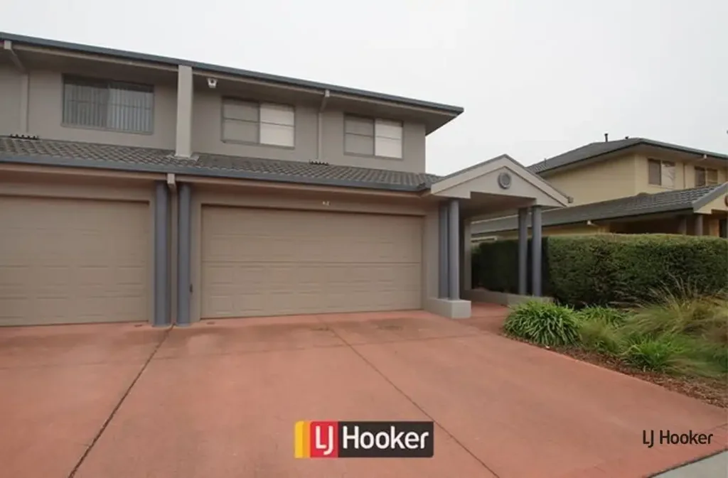 Don't Miss This Townhouse!