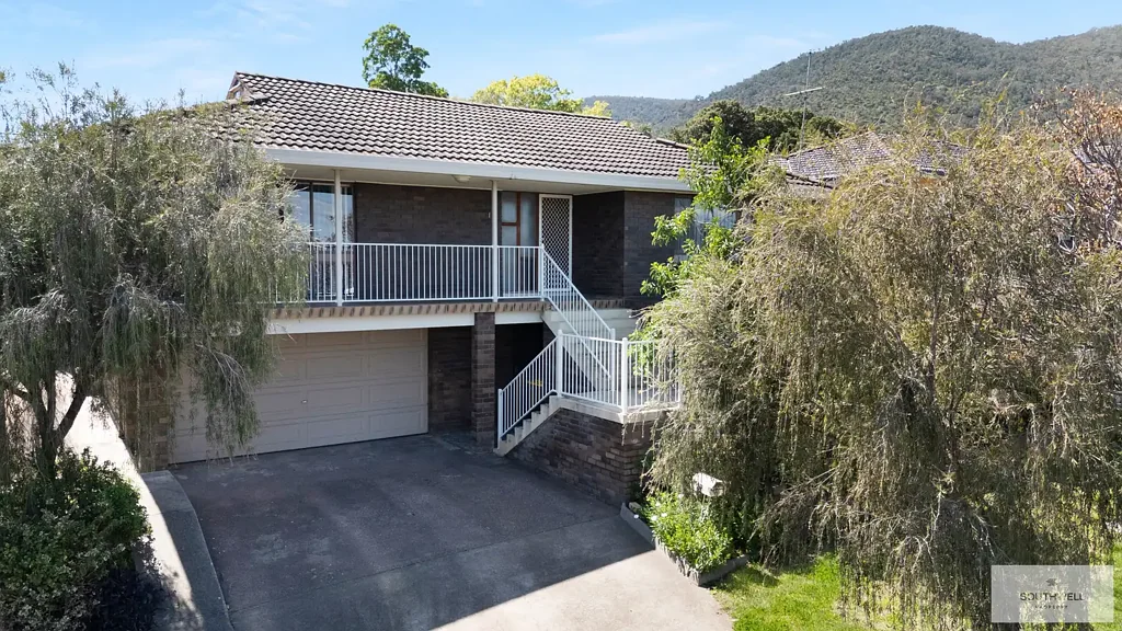 14 Carmichael Avenue, East Tamworth, NSW 2340