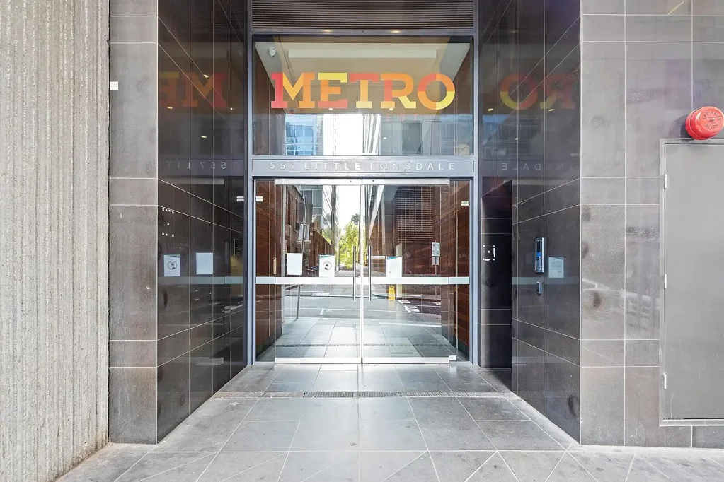 Melbourne 2कमरा 2 BEDROOM UNIT WITH 8%+ RETURN