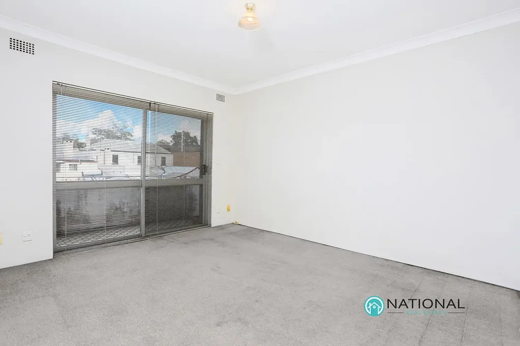 Light-Filled 2-Bedroom Unit in the Heart of Parramatta
