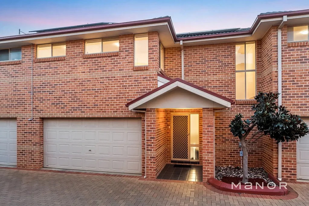 Glenwood 3chambre Spacious, Low-Maintenance Living in the Heart of Glenwood