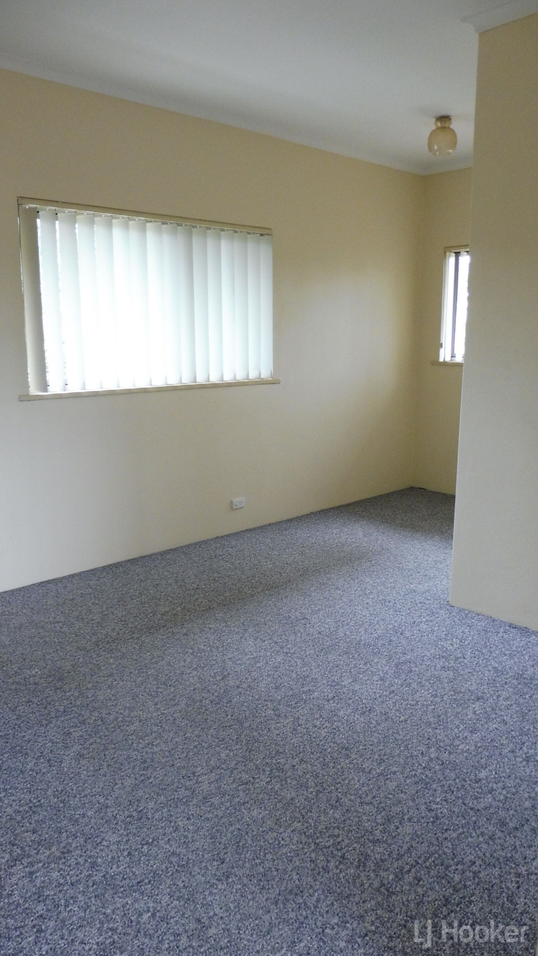 UNIT 8 12 GILMORE PL, QUEANBEYAN WEST NSW 2620, 0 Kuwarto, 0 Banyo, Unit