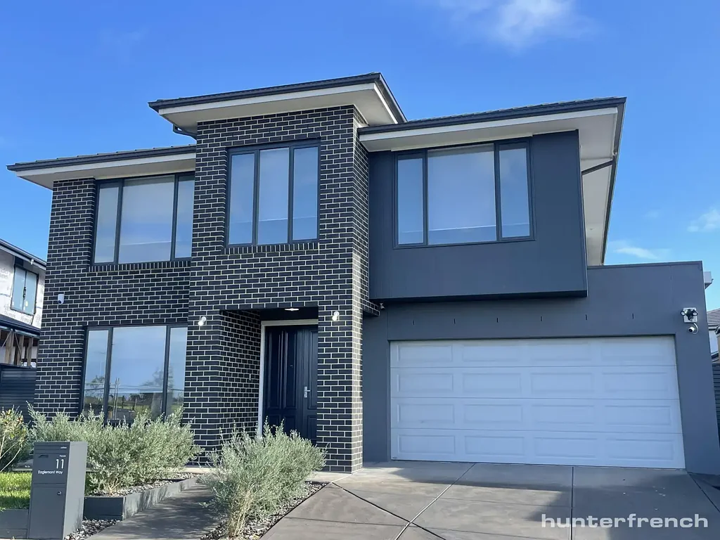 PREMIUM FAMILY LIVING WITH UNMATCHED SSPACE