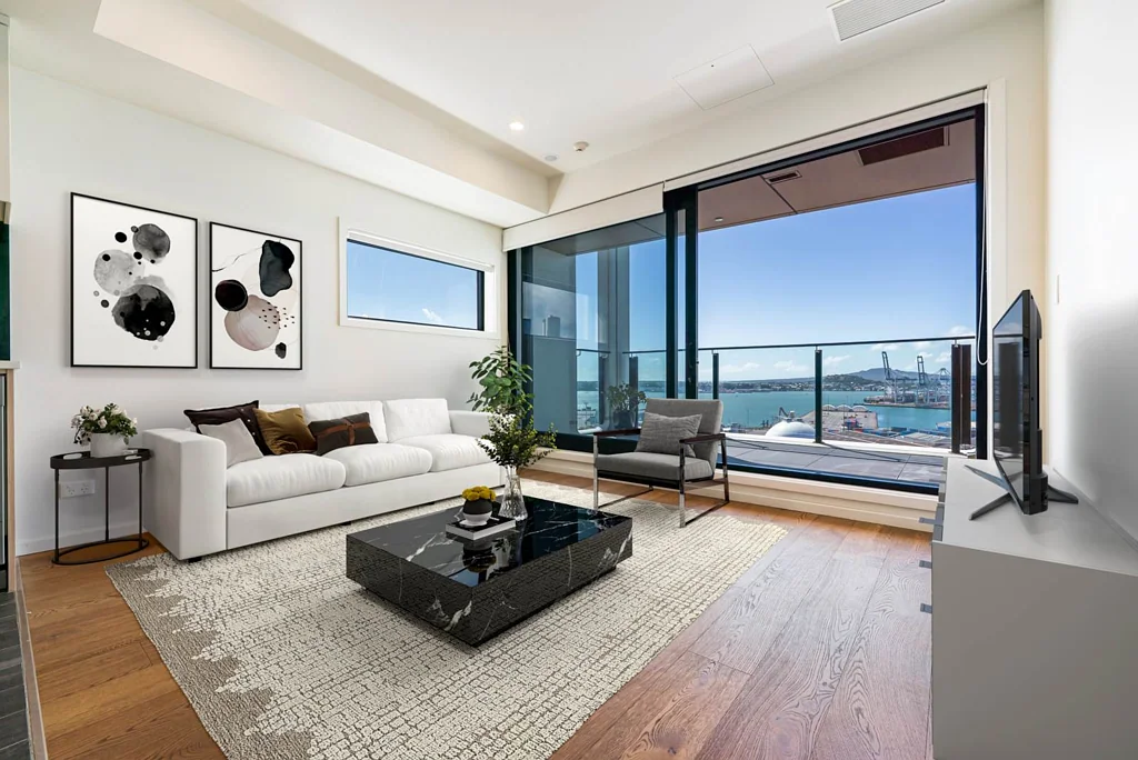 Auckland Central 2Kwarto Vendor moving oversea, must sell!