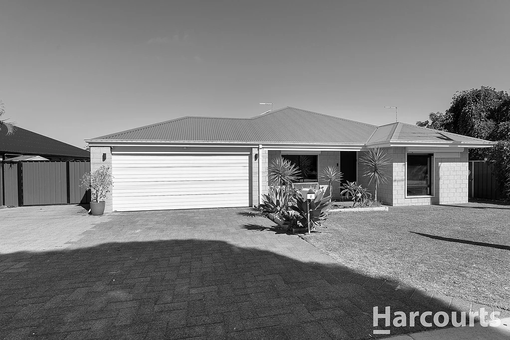 9 Merrivale Street, Wannanup, WA 6210