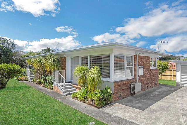 1/22 Evelyn Place, Hillcrest, North Shore City