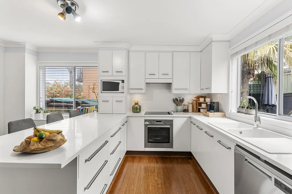 10 Patonga Place, Engadine, NSW 2233