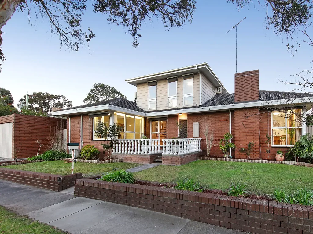 Noble Park North 3બેડરૂમ A Family Home With Something Extra