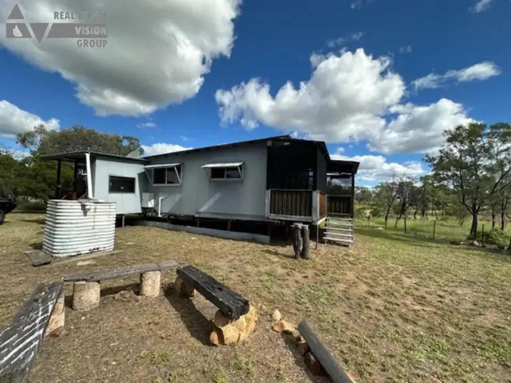 1 Golden Willow Dr, Willows, QLD 4702