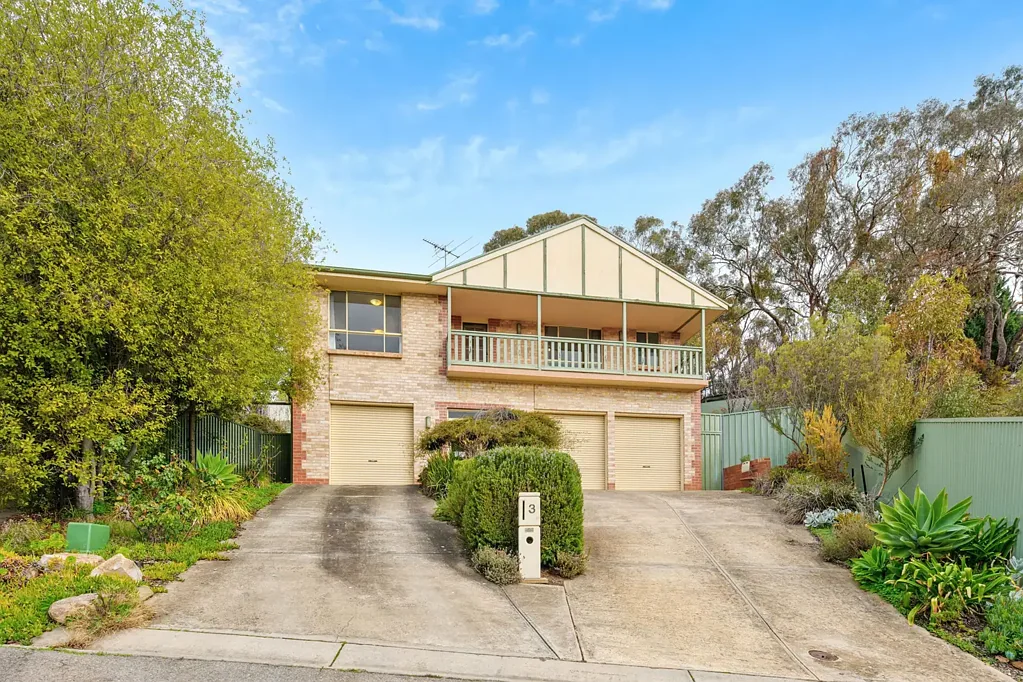 Flagstaff Hill 4Moenga Spacious 4-Bedroom Home in Flagstaff Hill