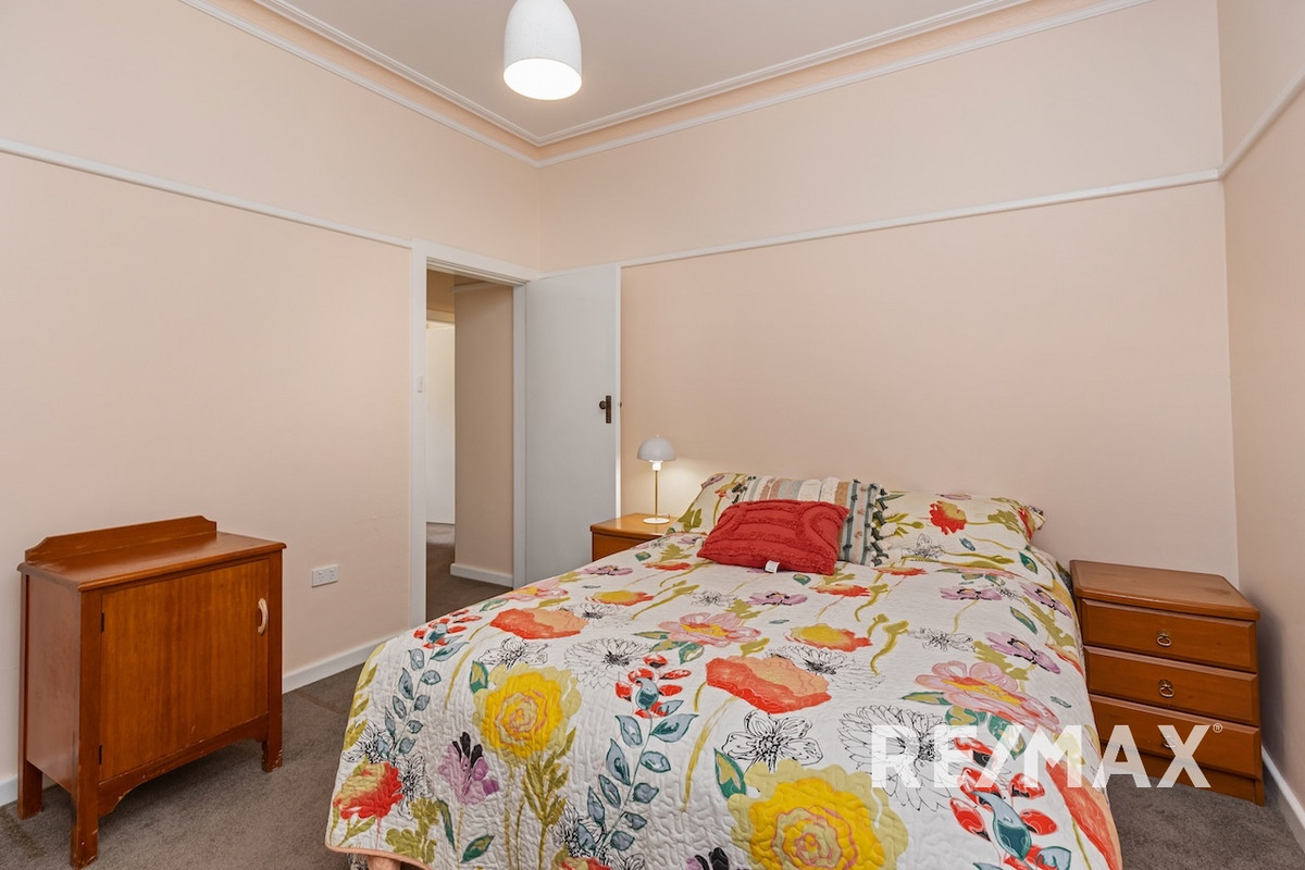 54 STANLEY ST, KOORINGAL NSW 2650, 0 chambres, 0 salles de bain, House