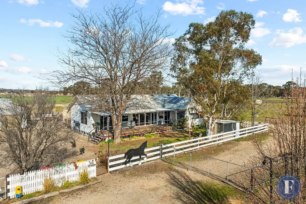 Cootamundra 3બેડરૂમ Equine Ready Lifestyle on Town Fringe