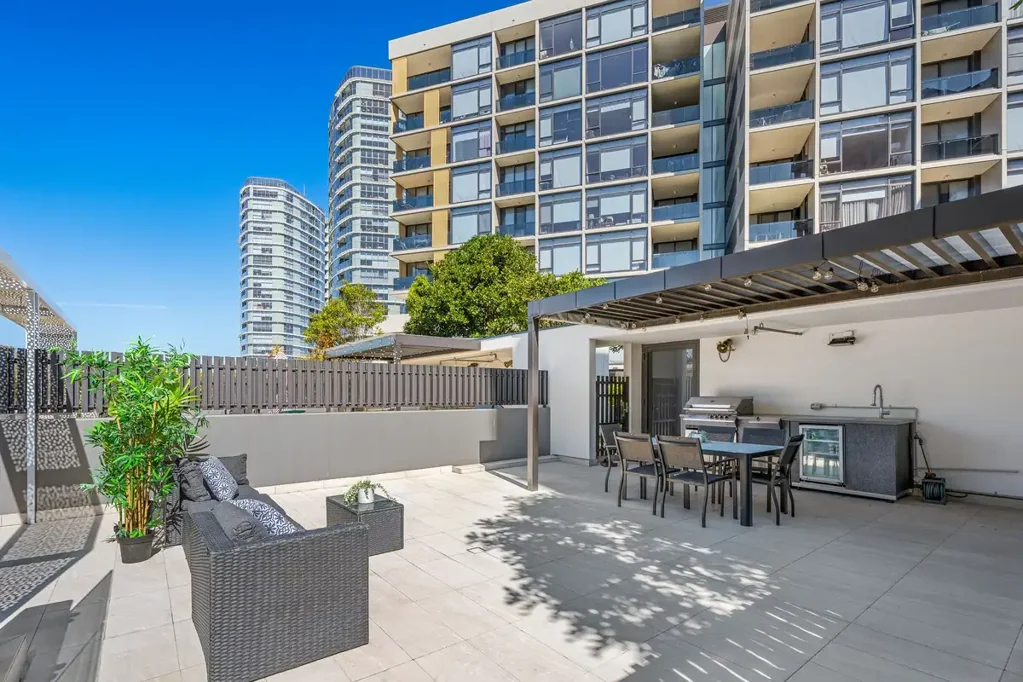 Lidcombe 2 Slaapkamer Rooftop Bliss for Families & Downsizers Alike!