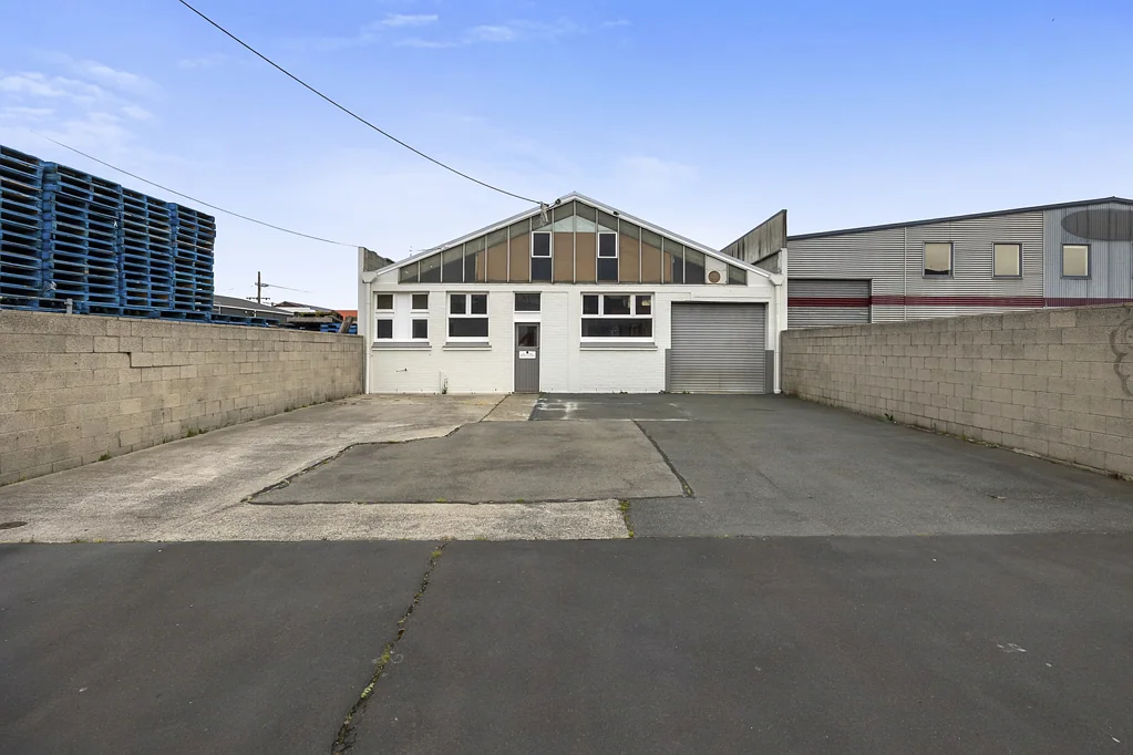 Dunedin Central Affordable, Centrally Located Industrial Warehouse