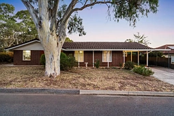 32 Yeldham Drive, Morphett Vale
