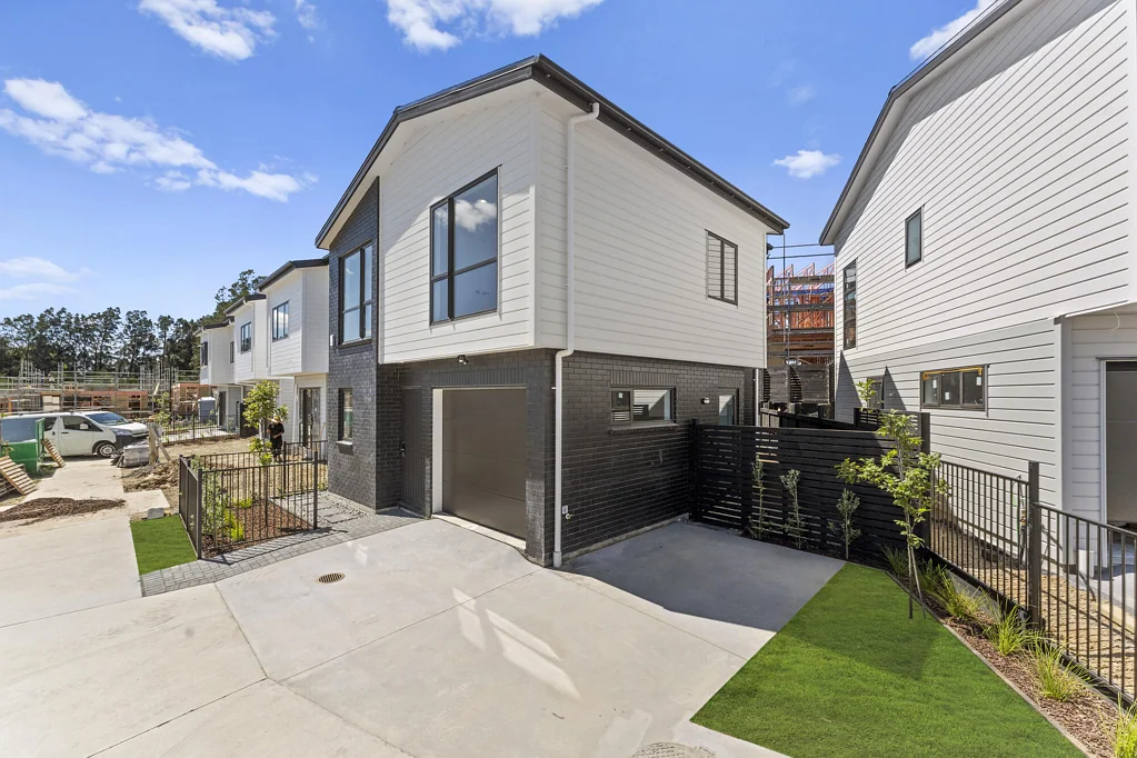 11 Greenbrier Street, Westgate, Waitakere City, Auckland
