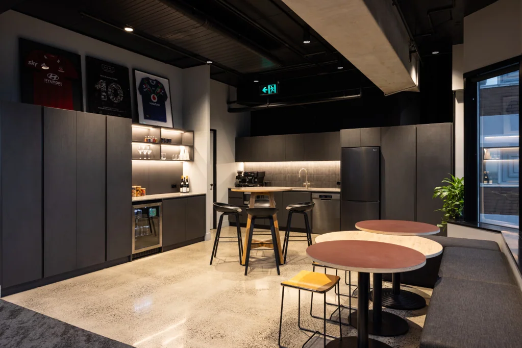 Auckland Central Premium Sub Lease - Offer Not To Be Missed