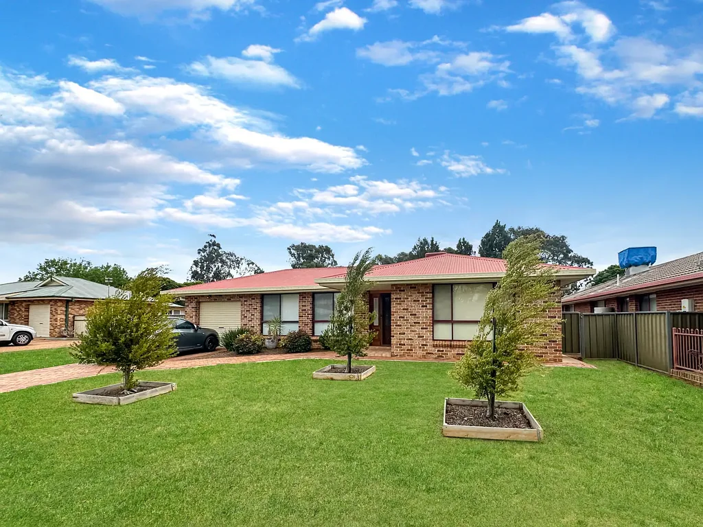 57 Cormorant Crescent, Dubbo - Perfect Family Home