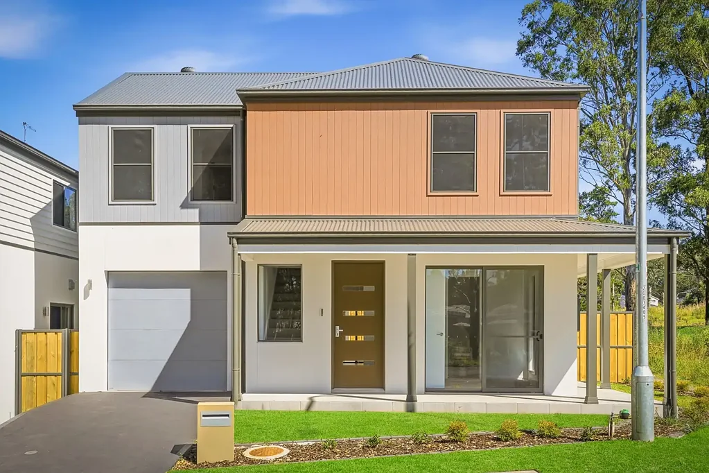 Be the First to Live in This Elegant Brand-New Home in Vineyard
