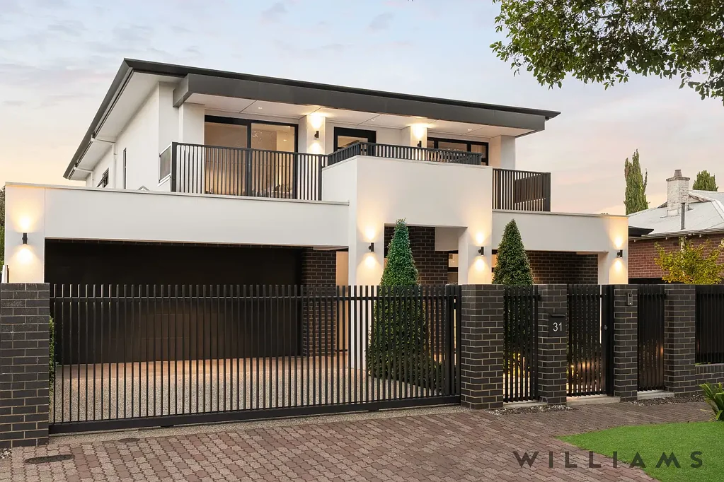 Prospect 4房  COMMANDING EXCELLENCE – A HIGH-CALIBRE FAMILY PERFORMER AT PROSPECT'S COVETED CITY END