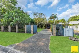 4 Baronia Crescent, Holloways Beach