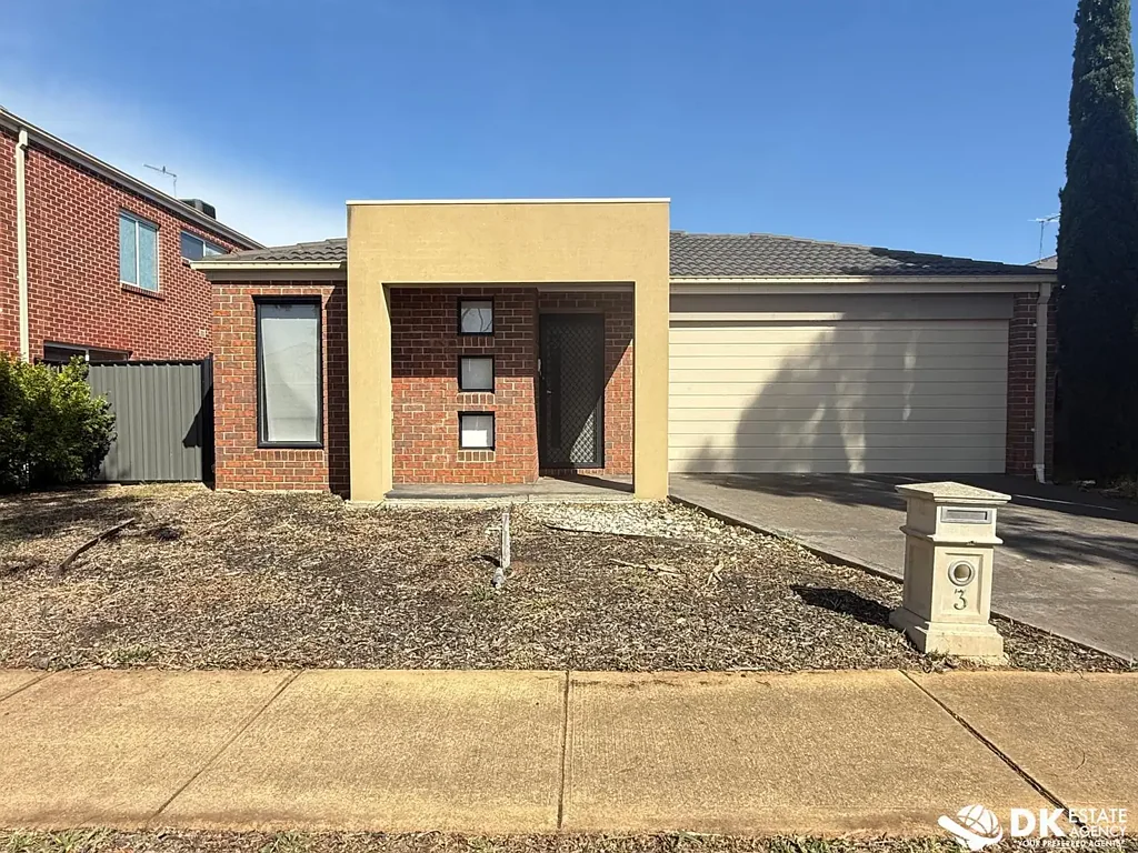 Family Home in the Heart of Point Cook