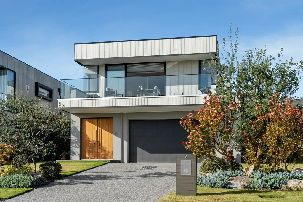 Dromana 4બેડરૂમ Architectural Elegance with Breathtaking Bay Views in Prime Dromana Location