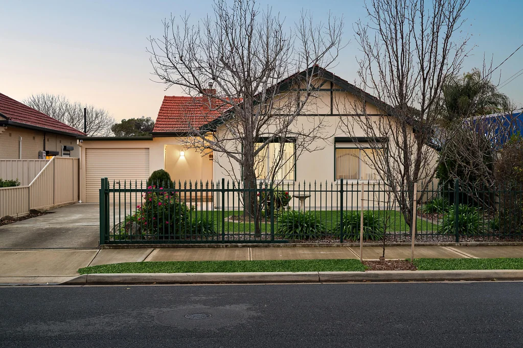 Albert Park 3Habitaciones A Welcoming Family Home with Generous Living and Outdoor Space