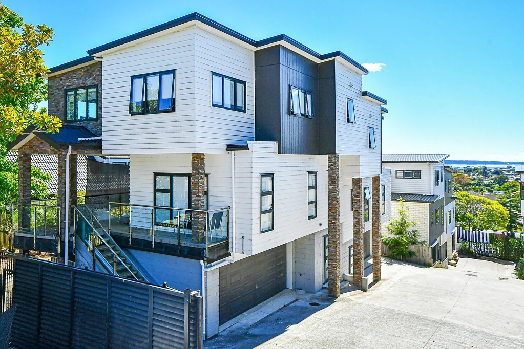Glendene 4 Bedroom TIME TO FLY - SERIOUS VENDORS, SERIOUS SALE