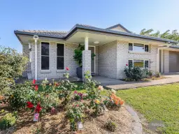 11 Kenross Close, Gleneagle