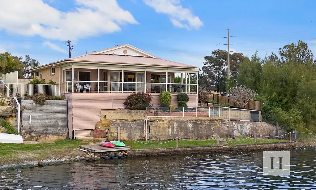 6 Main Road, Toukley, NSW 2263